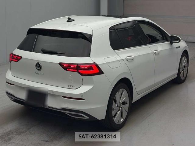 VolksWagen GOLF 2021-07 8866628-1