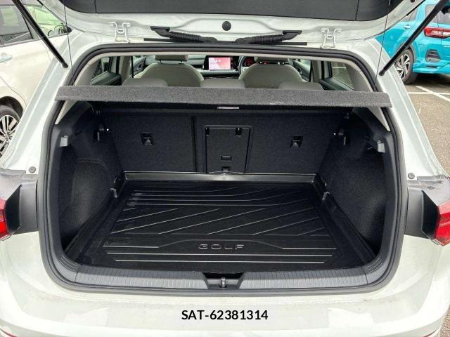 VolksWagen GOLF 2021-07 8866628-4
