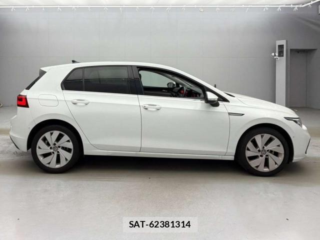 VolksWagen GOLF 2021-07 8866628-8