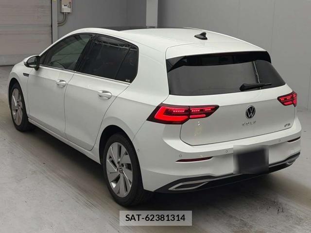 VolksWagen GOLF 2021-07 8866628-9