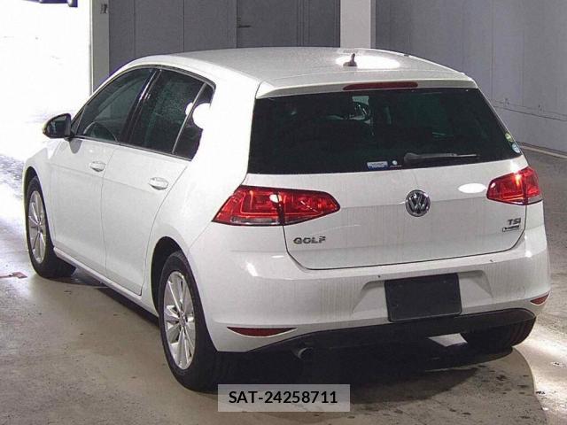 VolksWagen GOLF 2016-06 8866845-1