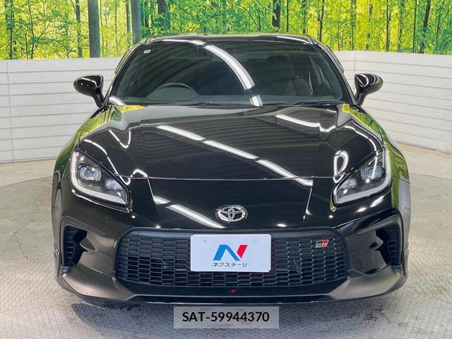 Toyota GR86 2022-12 8865310-13