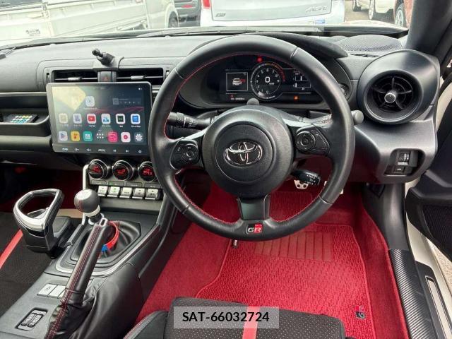 Toyota GR86 2022-08 8866625-2
