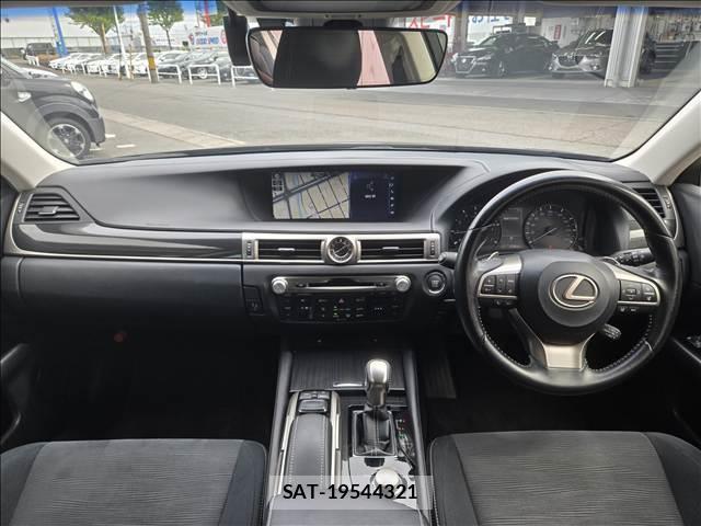 Lexus GS 2018-03 8865431-1