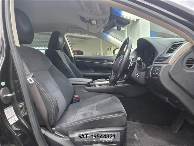 Lexus GS 2018-03 8865431-10