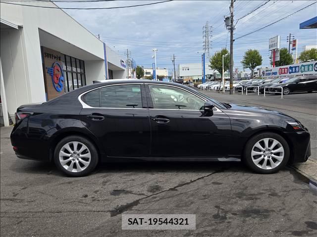 Lexus GS 2018-03 8865431-17