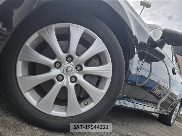 Lexus GS 2018-03 8865431-18