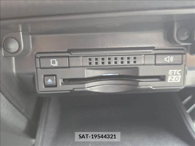 Lexus GS 2018-03 8865431-7