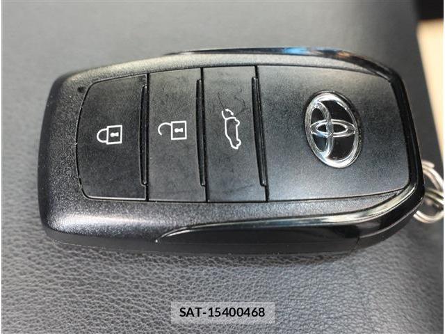 Toyota HARRIER 2021-06 8865461-19