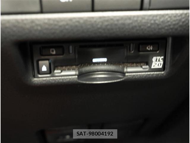 Toyota HARRIER 2023-06 8865462-4
