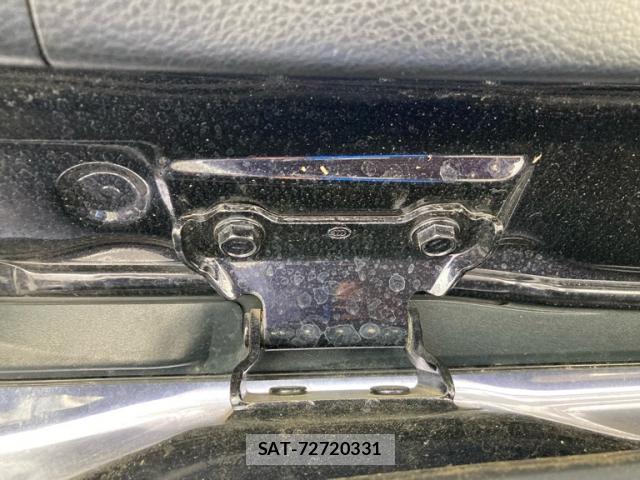 Toyota HARRIER 2016-05 8865490-14