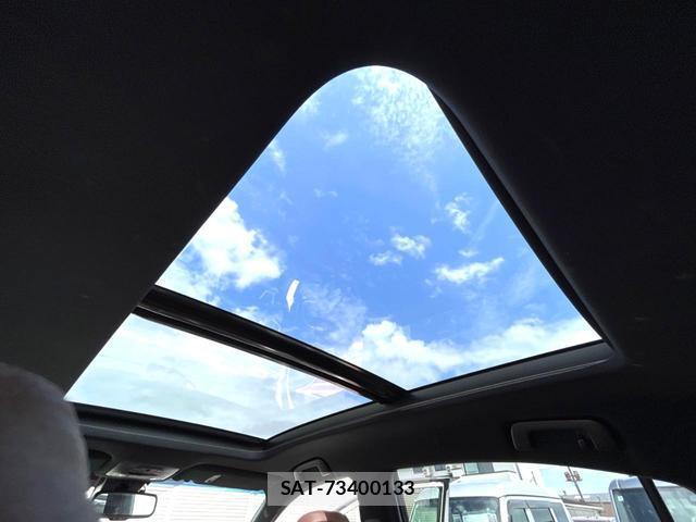 Toyota HARRIER 2018-07 8866404-2