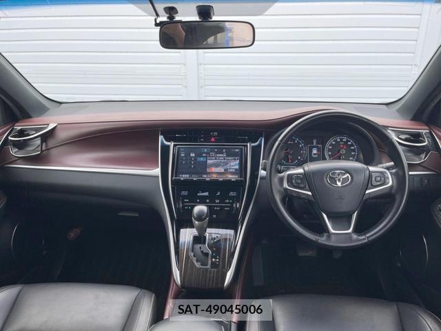 Toyota HARRIER 2016-09 8866447-1