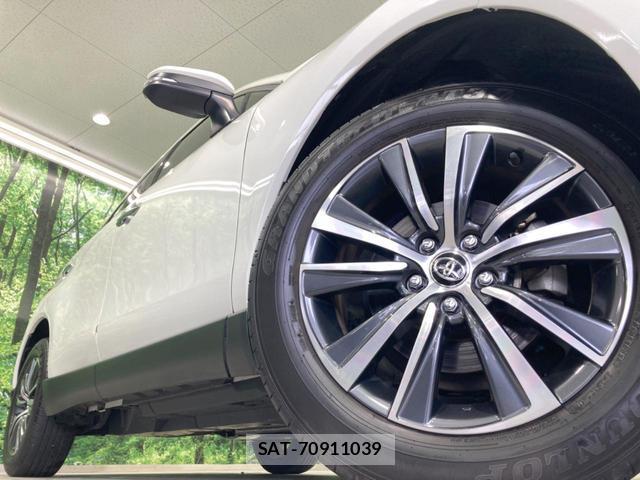 Toyota HARRIER 2022-01 8866478-12