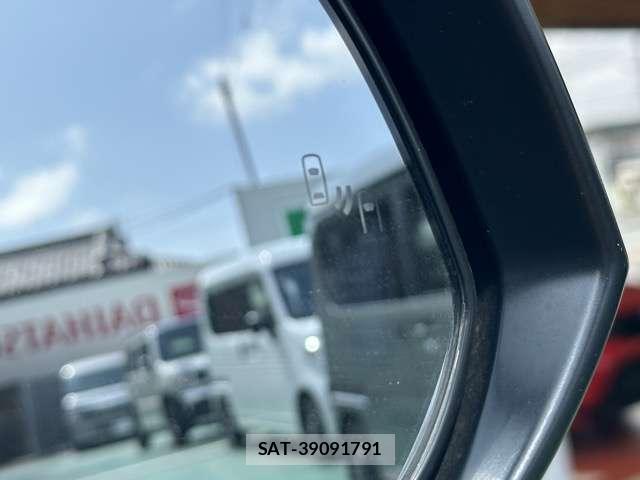 Toyota HARRIER 2023-11 8866584-13