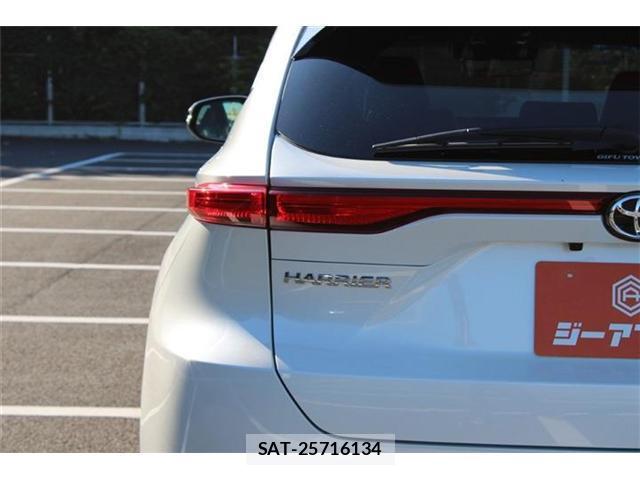 Toyota HARRIER 2021-02 8866719-16