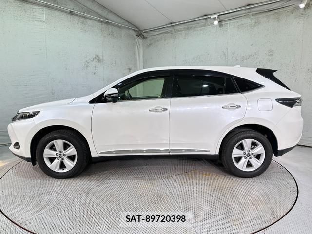 Toyota HARRIER 2016-10 8866971-15