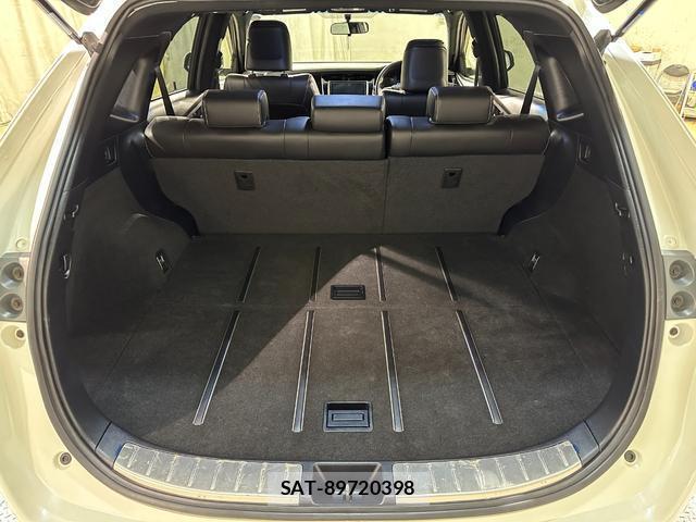 Toyota HARRIER 2016-10 8866971-19