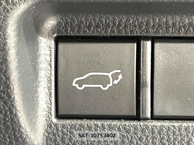 Toyota HARRIER 2024-07 8867240-6