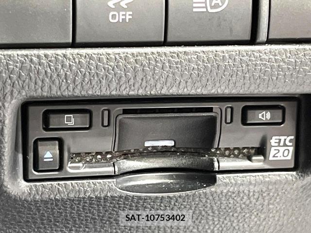 Toyota HARRIER 2024-07 8867240-7