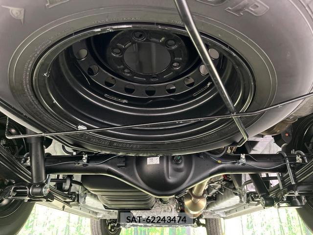 Toyota HIACE VAN 2026-05 8865382-18