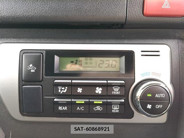 Toyota HIACE VAN 2019-11 8865391-17
