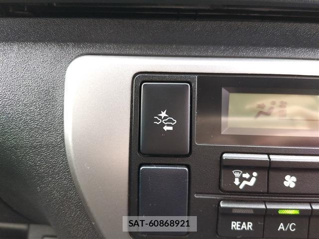 Toyota HIACE VAN 2019-11 8865391-18