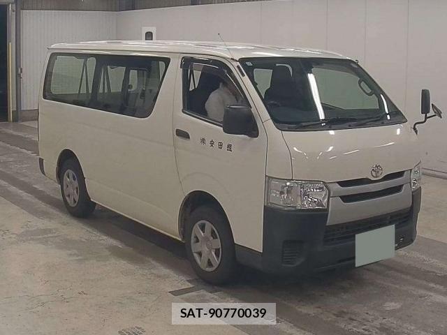 Toyota HIACE VAN 2016-11 8865549-0