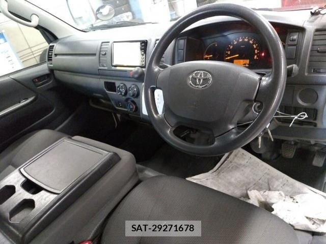 Toyota HIACE VAN 2017-02 8865551-3