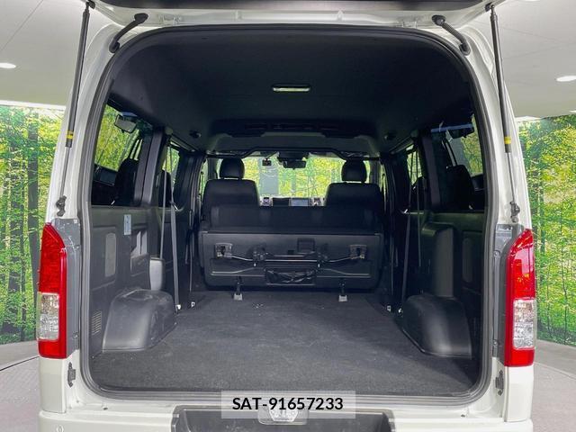 Toyota HIACE VAN 2025-07 8865567-9
