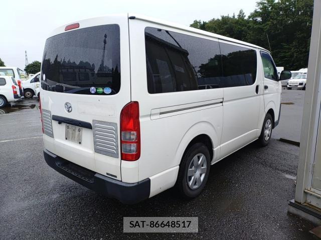 Toyota HIACE VAN 2020-09 8865584-2