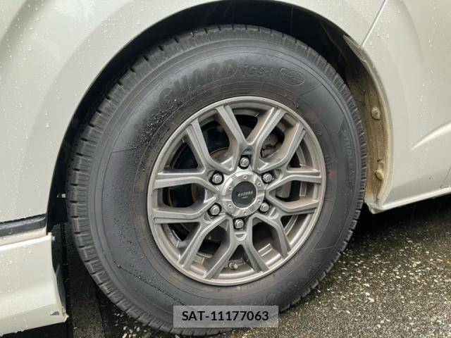 Toyota HIACE VAN 2014-02 8865754-3