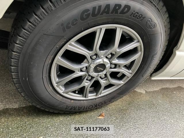 Toyota HIACE VAN 2014-02 8865754-4