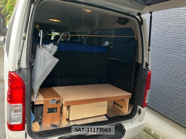 Toyota HIACE VAN 2014-02 8865754-6
