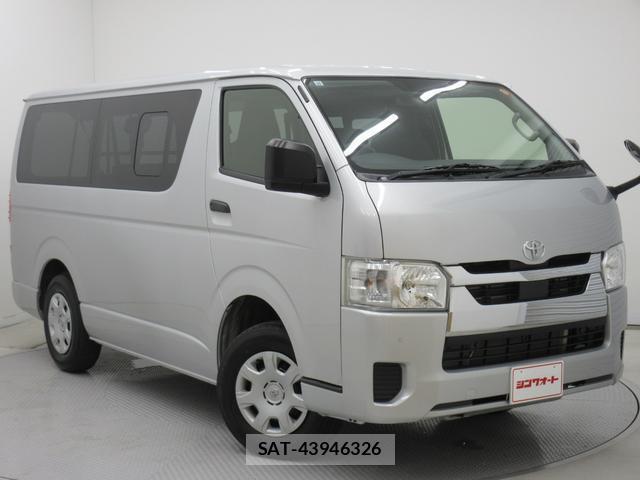 Toyota HIACE VAN 2023-10 8866717-0