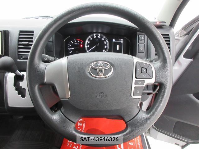 Toyota HIACE VAN 2023-10 8866717-10