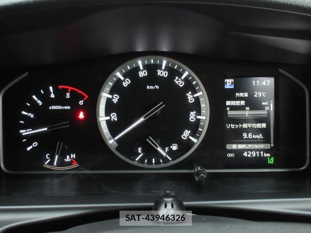 Toyota HIACE VAN 2023-10 8866717-12
