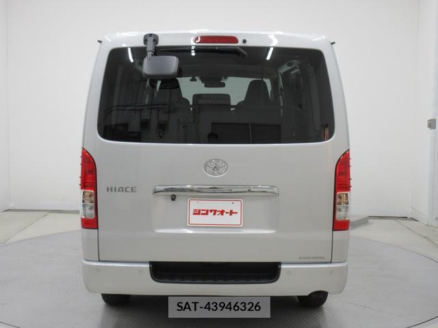 Toyota HIACE VAN 2023-10 8866717-2