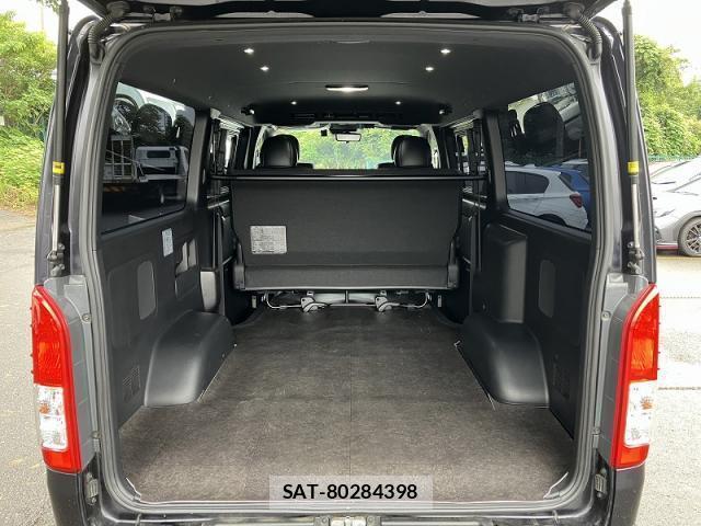 Toyota HIACE VAN 2020-08 8866884-6
