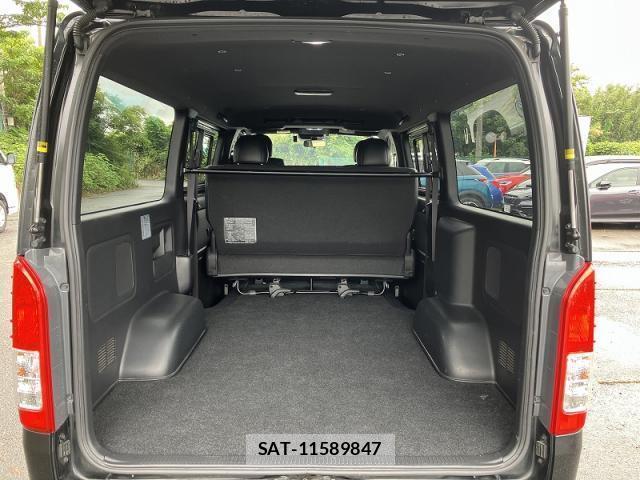 Toyota HIACE VAN 2021-09 8866885-6