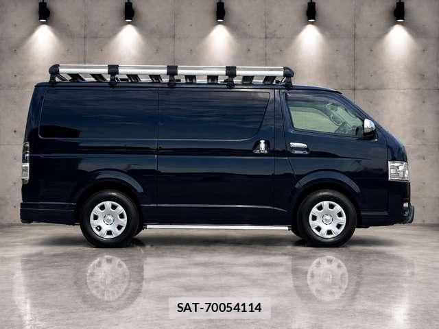 Toyota HIACE VAN 2018-01 8866938-1