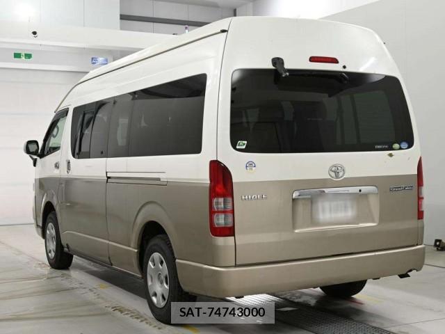 Toyota HIACE WAGON 2006-10 8865529-1