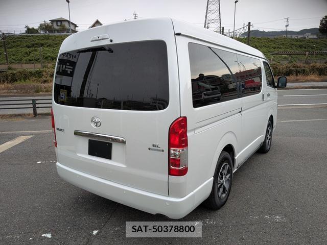 Toyota HIACE WAGON 2026-06 8866356-12