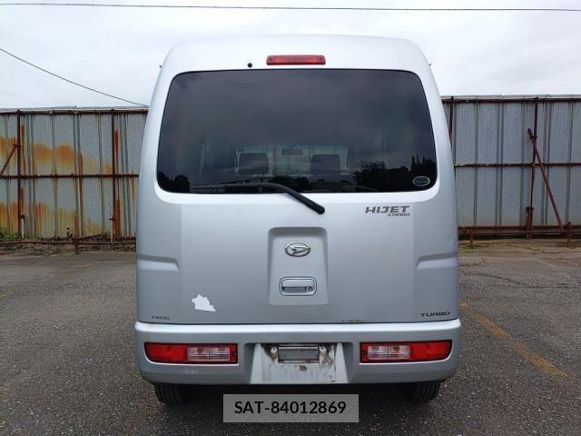 Daihatsu HIJET CARGO 2011-09 8865600-3