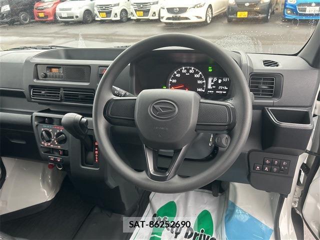 Daihatsu HIJET CARGO 2026-03 8865697-12