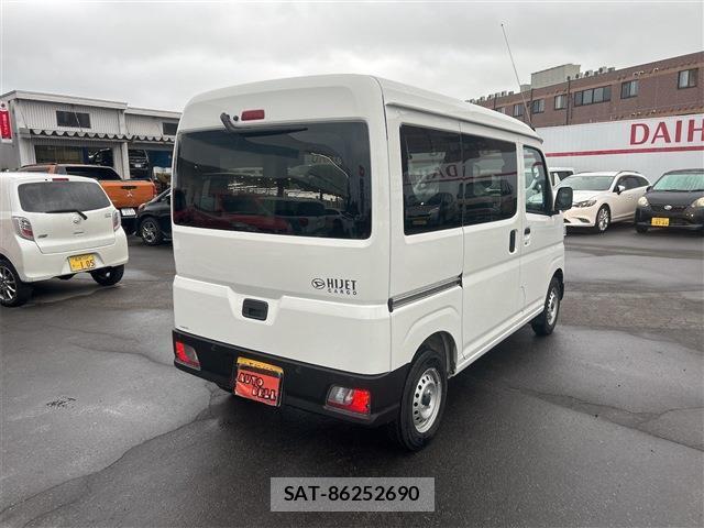 Daihatsu HIJET CARGO 2026-03 8865697-7