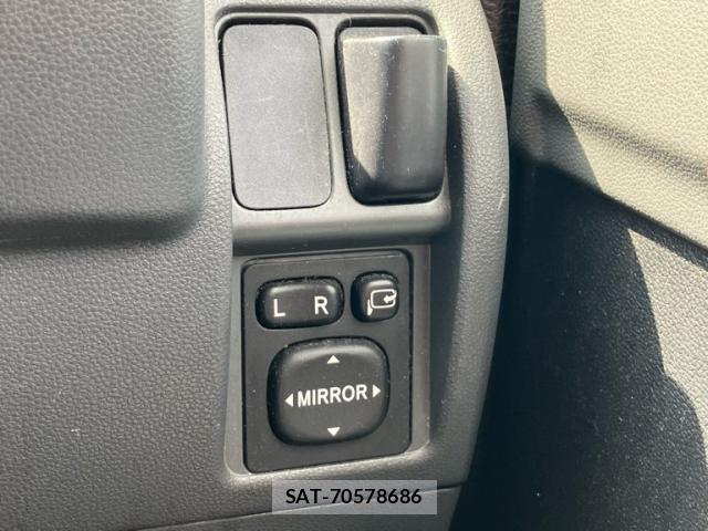 Daihatsu HIJET CARGO 2016-07 8865963-8