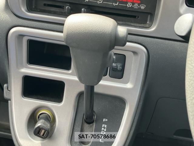 Daihatsu HIJET CARGO 2016-07 8865963-9