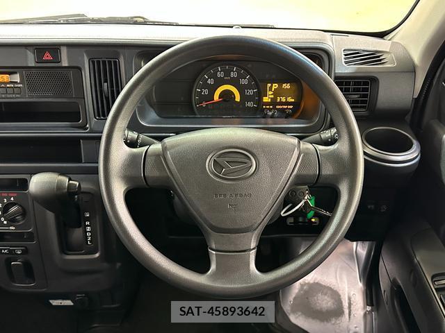 Daihatsu HIJET CARGO 2021-04 8866709-6