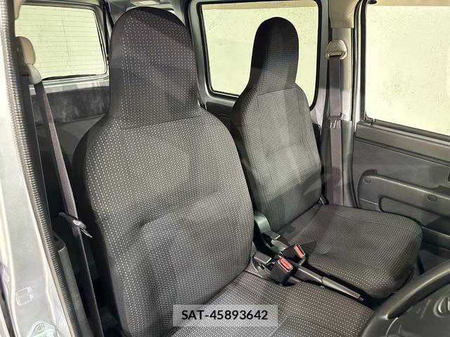 Daihatsu HIJET CARGO 2021-04 8866709-9